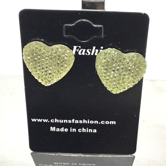 Large Textured Gem Clustered Heart Earrings (H15) - Picture 1 of 4